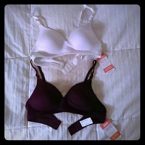 NWT set of 2 bras 💕 Warners Simply Perfect